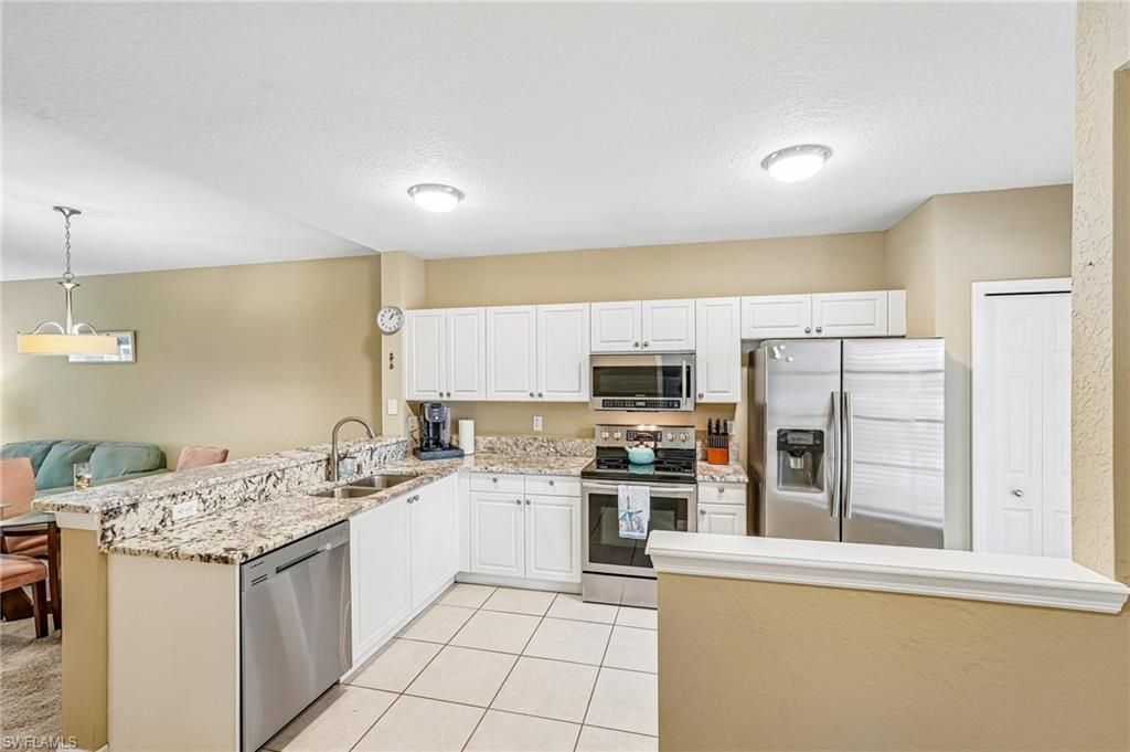 9185 Celeste Dr, Unit 1-103, Naples, FL 34113 Photo