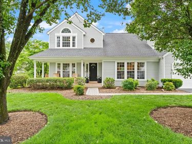 4517 WAVERLY CROSSING LANE, CHANTILLY, VA 20151