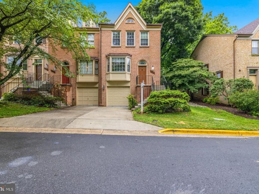 311 Lynn Manor Drive, Rockville, MD 20850 Main Photo