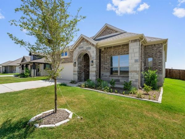 1969 Daybreak Drive, Venus, TX 76009