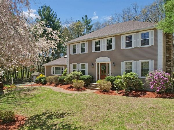 72 Oak Avenue, Northborough, MA 01532