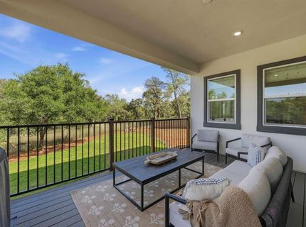 451 Canyon Creek Dr, Auburn, CA 95603 Photo
