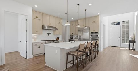 451 Canyon Creek Dr, Auburn, CA 95603 Photo