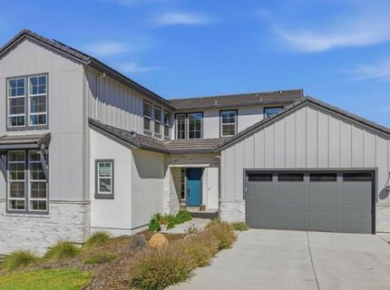 451 Canyon Creek Dr, Auburn, CA 95603 Photo