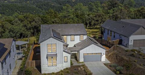 451 Canyon Creek Dr, Auburn, CA 95603 Photo