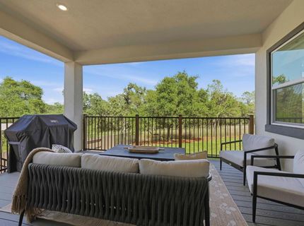 451 Canyon Creek Dr, Auburn, CA 95603 Photo
