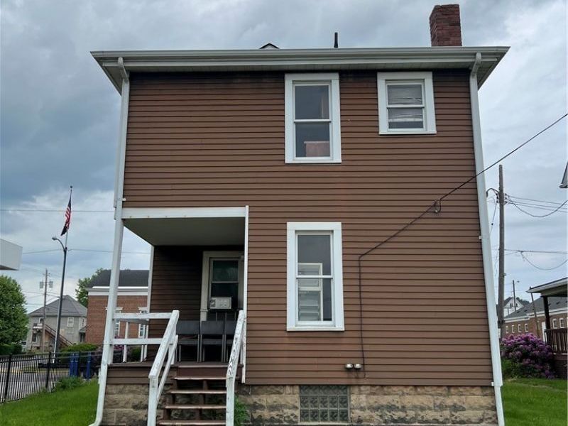 276 N Market, East Palestine, OH 44413 Photo 2