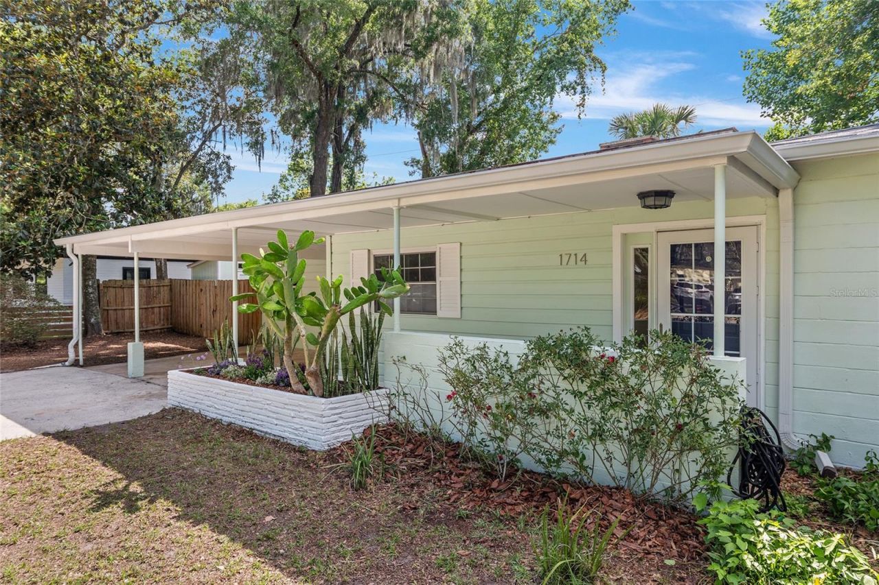 1714 NE 6th Terrace , Gainesville, FL 32609 Photo