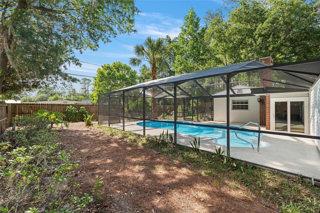 1714 NE 6th Terrace , Gainesville, FL 32609 Photo