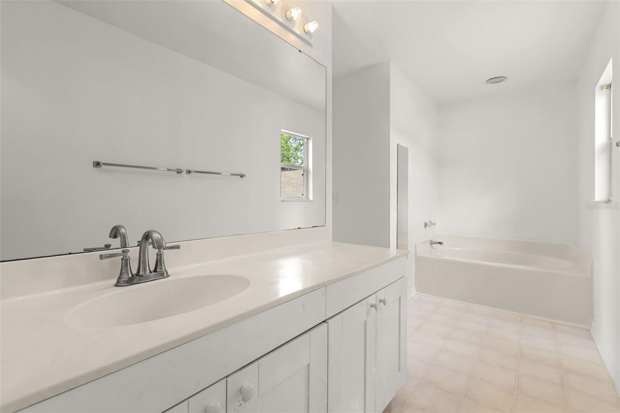 4232 Stonefield Drive , Orlando, FL 32826 Photo