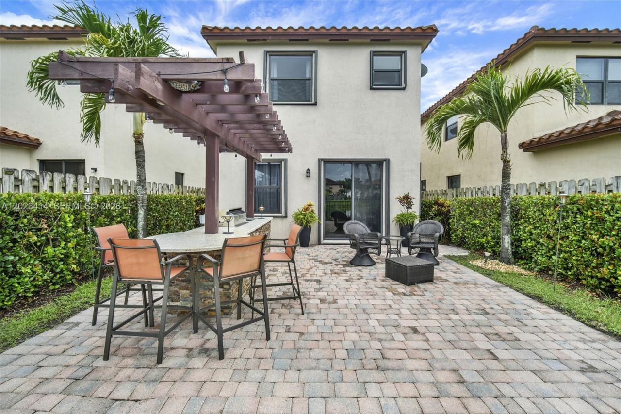 3785 NE 2nd St, Homestead, FL 33033 Photo