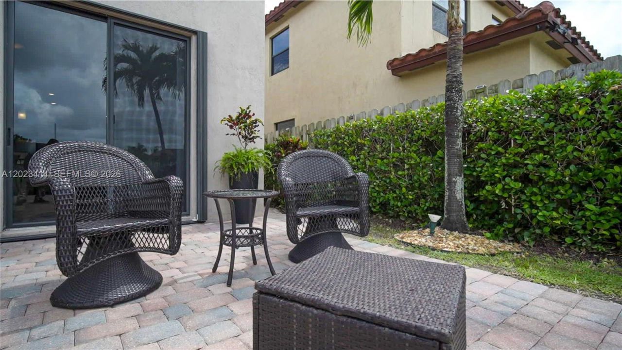 3785 NE 2nd St , Homestead, FL 33033 Photo