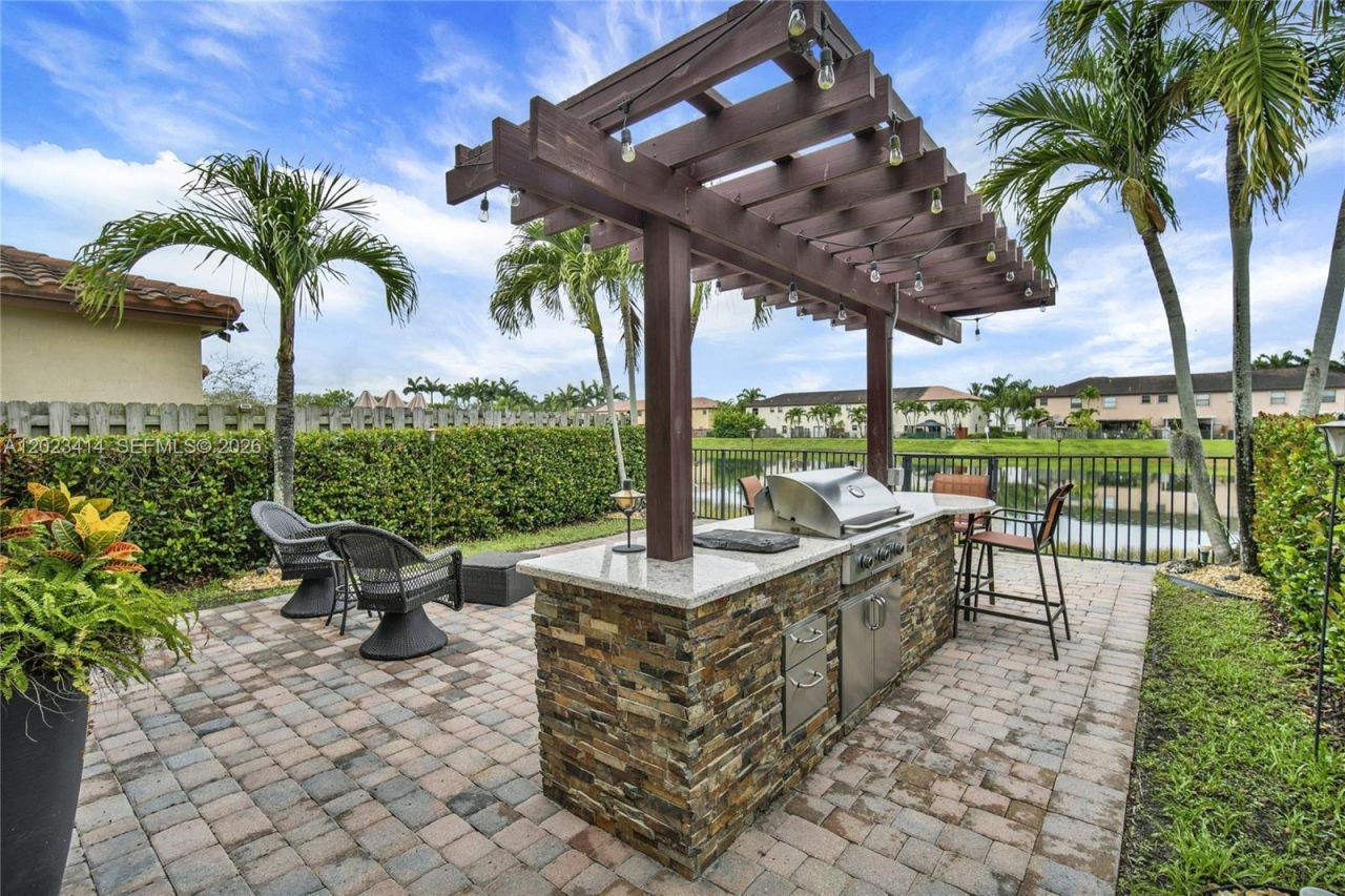 3785 NE 2nd St, Homestead, FL 33033 Photo