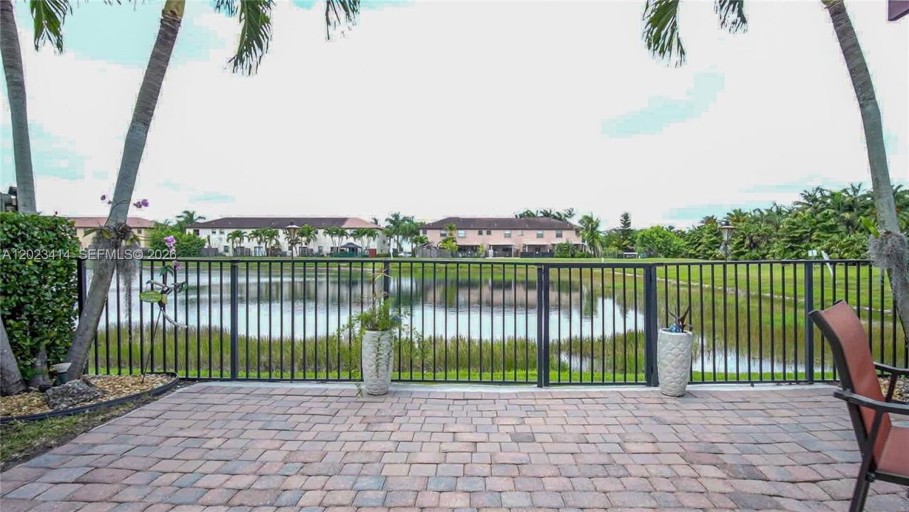 3785 NE 2nd St , Homestead, FL 33033 Photo