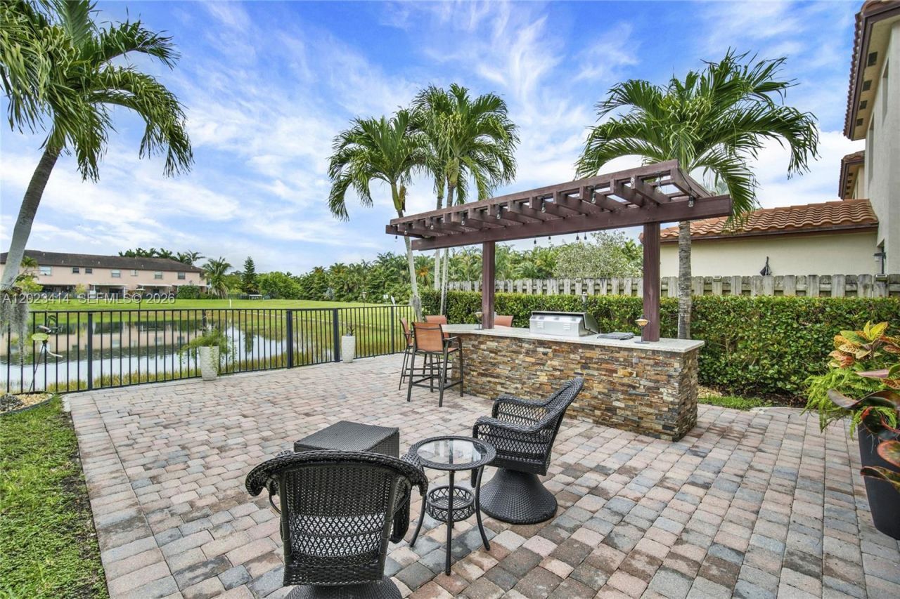 3785 NE 2nd St, Homestead, FL 33033 Photo