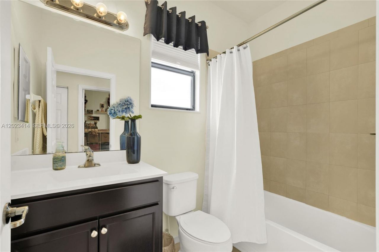 3785 NE 2nd St, Homestead, FL 33033 Photo