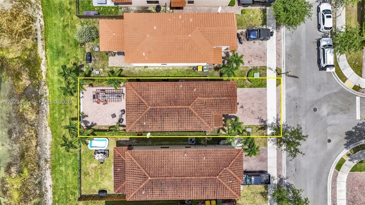 3785 NE 2nd St, Homestead, FL 33033 Photo