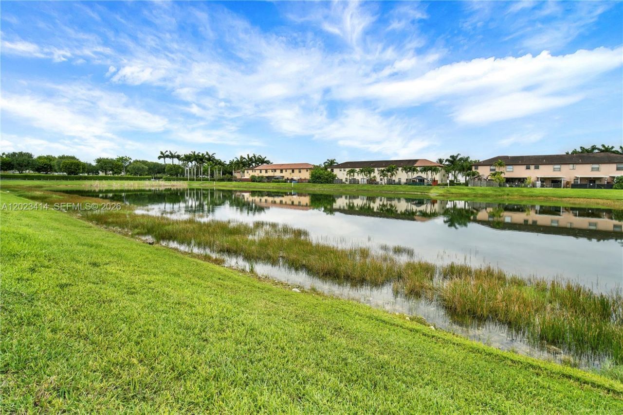 3785 NE 2nd St, Homestead, FL 33033 Photo