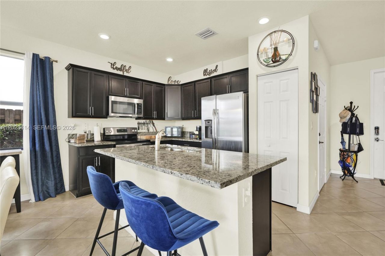 3785 NE 2nd St, Homestead, FL 33033 Photo