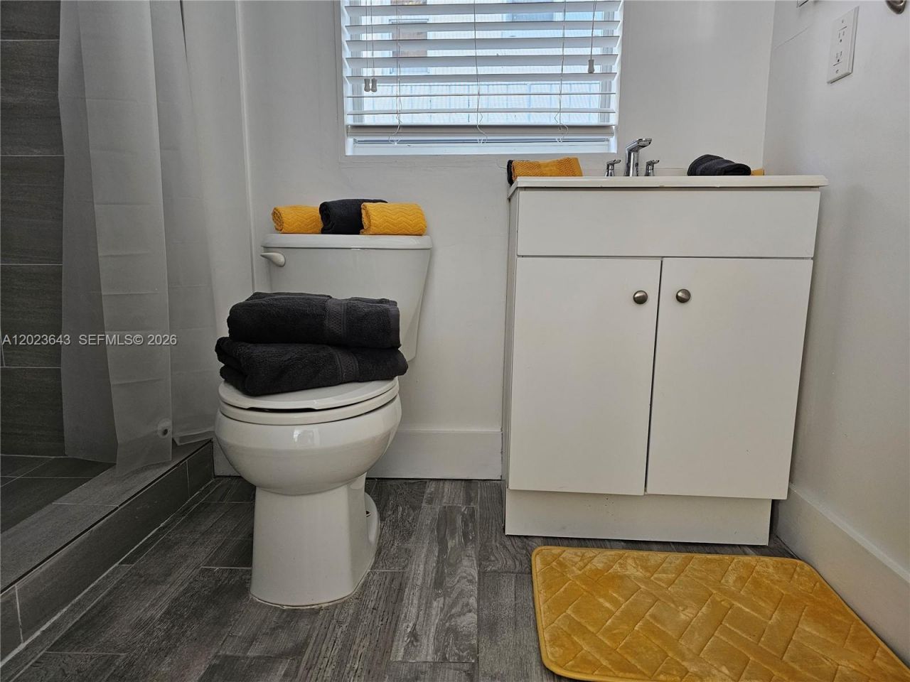 622 15th St , Unit 6, Miami Beach, FL 33139 Photo