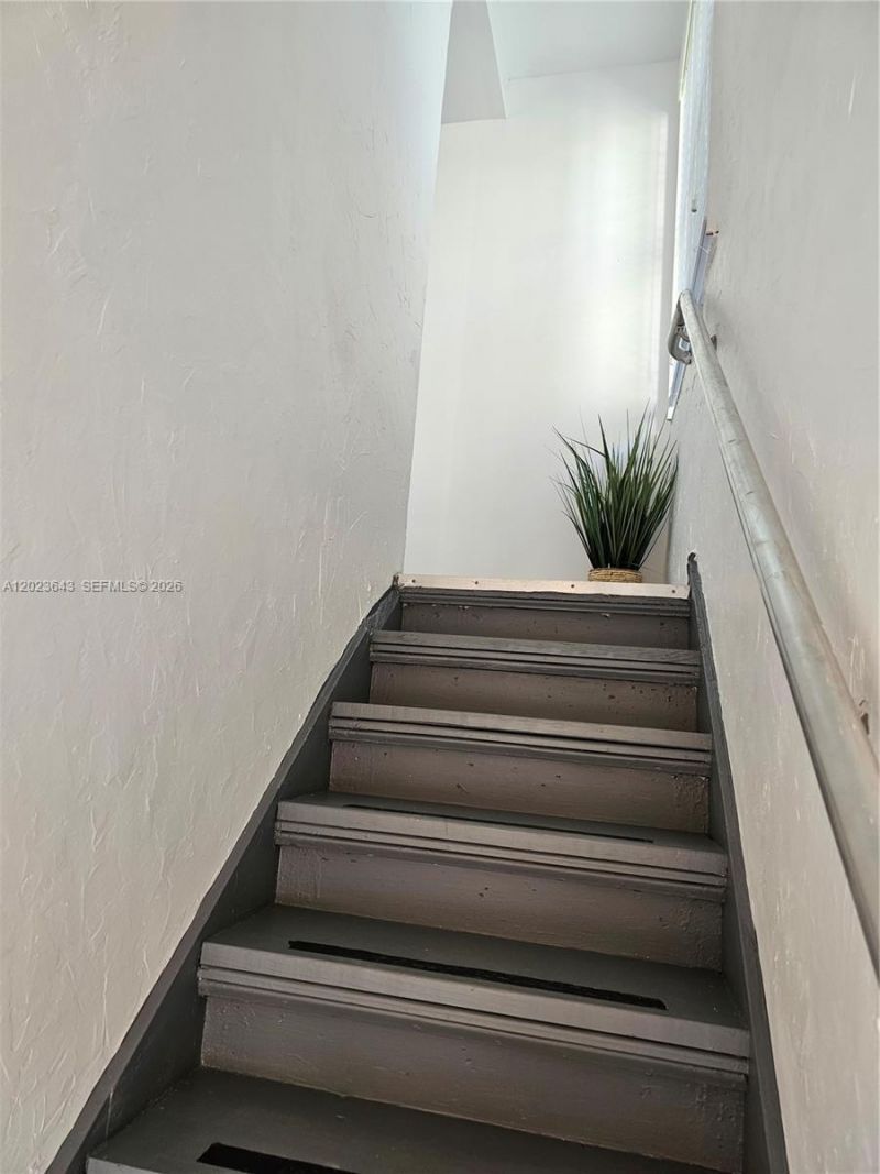 622 15th St , Unit 6, Miami Beach, FL 33139 Photo