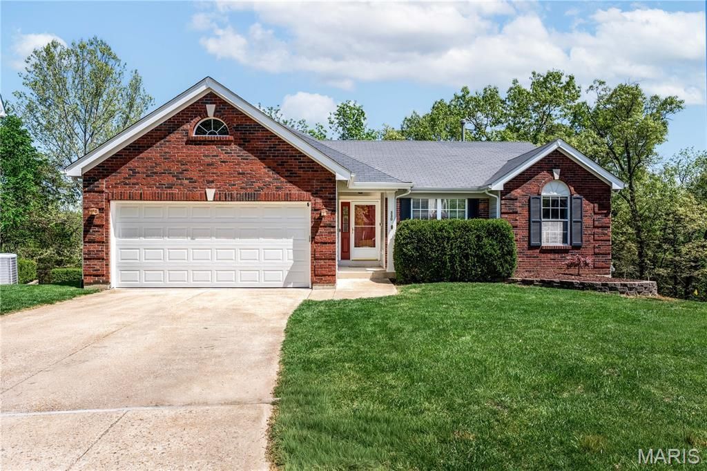 330 Woodlawn Terrace Court , Ballwin, MO 63021 Main Photo