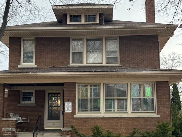16 Manor Court , Joliet, IL 60436
