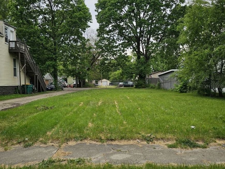 Main Photo