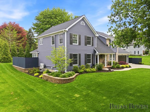 3786 Fleetwood Drive, Portage, MI 49024
