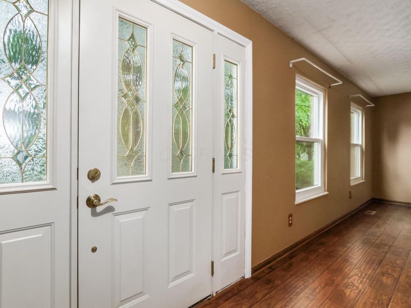 880 Glen Rock Drive, Westerville, OH 43081 Photo 2