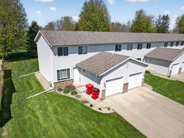 310 10th Avenue NW, Byron, MN 55920