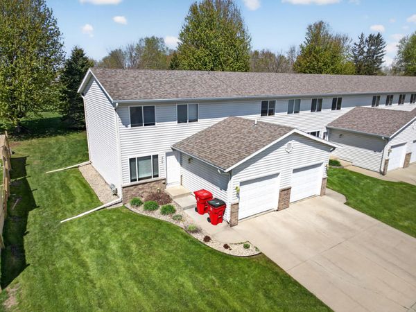 310 10th Avenue NW, Byron, MN 55920