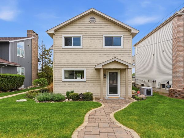 8492 N Shore Drive, Clarklake, MI 49234