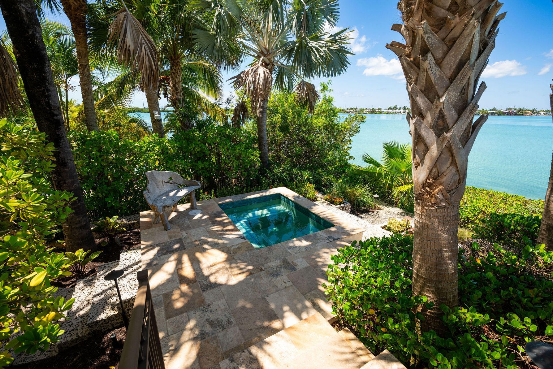 26 Cannon Royal Drive, Shark Key, FL 33040 Photo