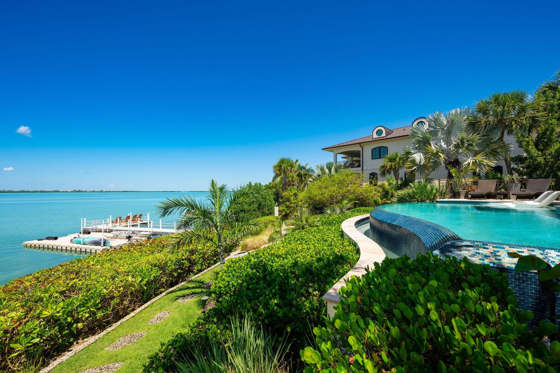 26 Cannon Royal Drive, Shark Key, FL 33040 Photo