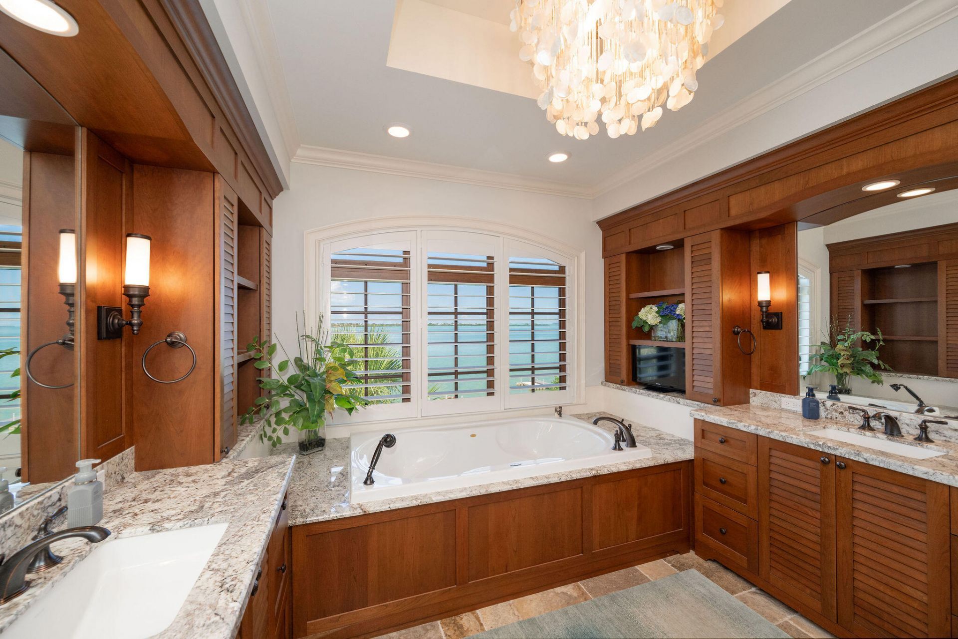 26 Cannon Royal Drive, Shark Key, FL 33040 Photo