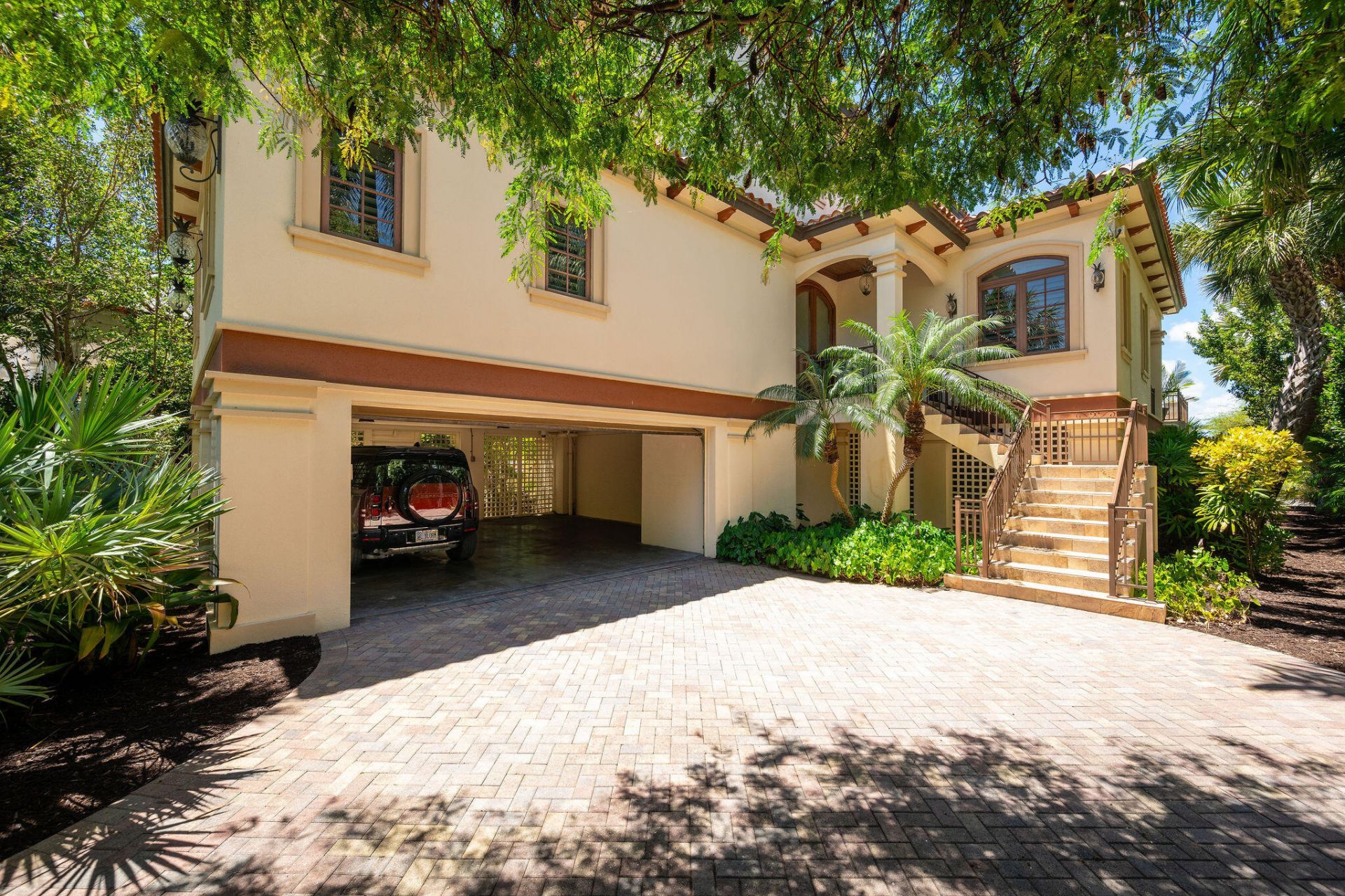 26 Cannon Royal Drive, Shark Key, FL 33040 Photo