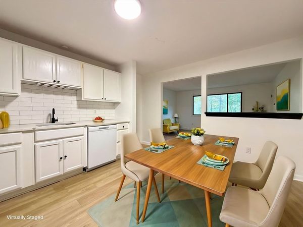 18 Pierce Street, Unit 3B, Foxboro, MA 02035