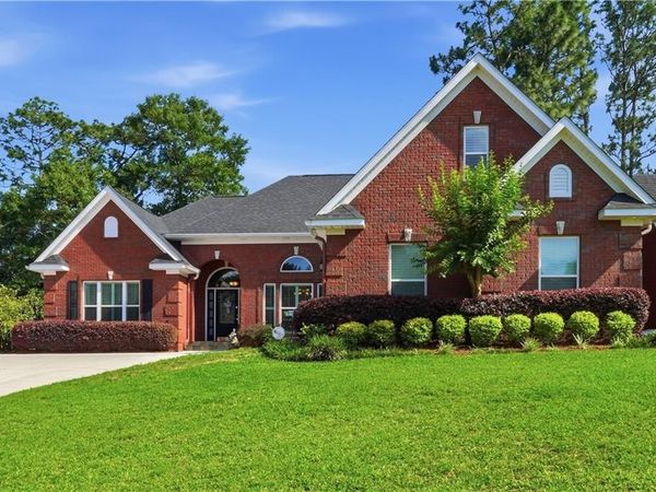 8435 Chapel Hill Court, Mobile, AL 36695