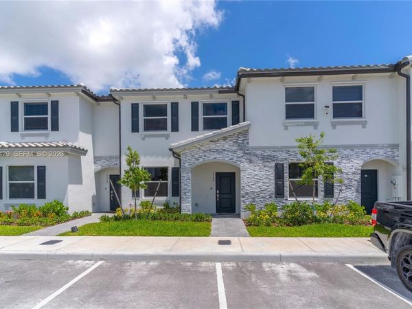 1168 SE 1st St , Florida City, FL 33034