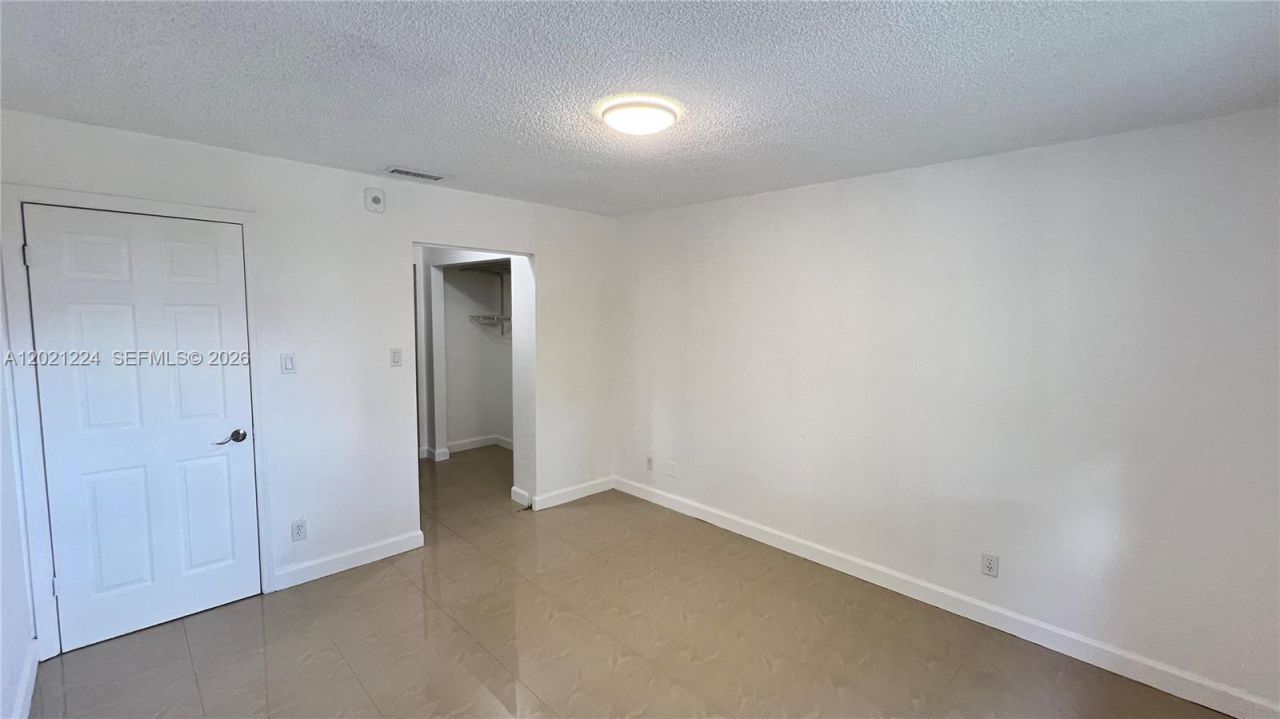 15821 SW 104th Ter , Unit 304, Miami, FL 33196 Photo
