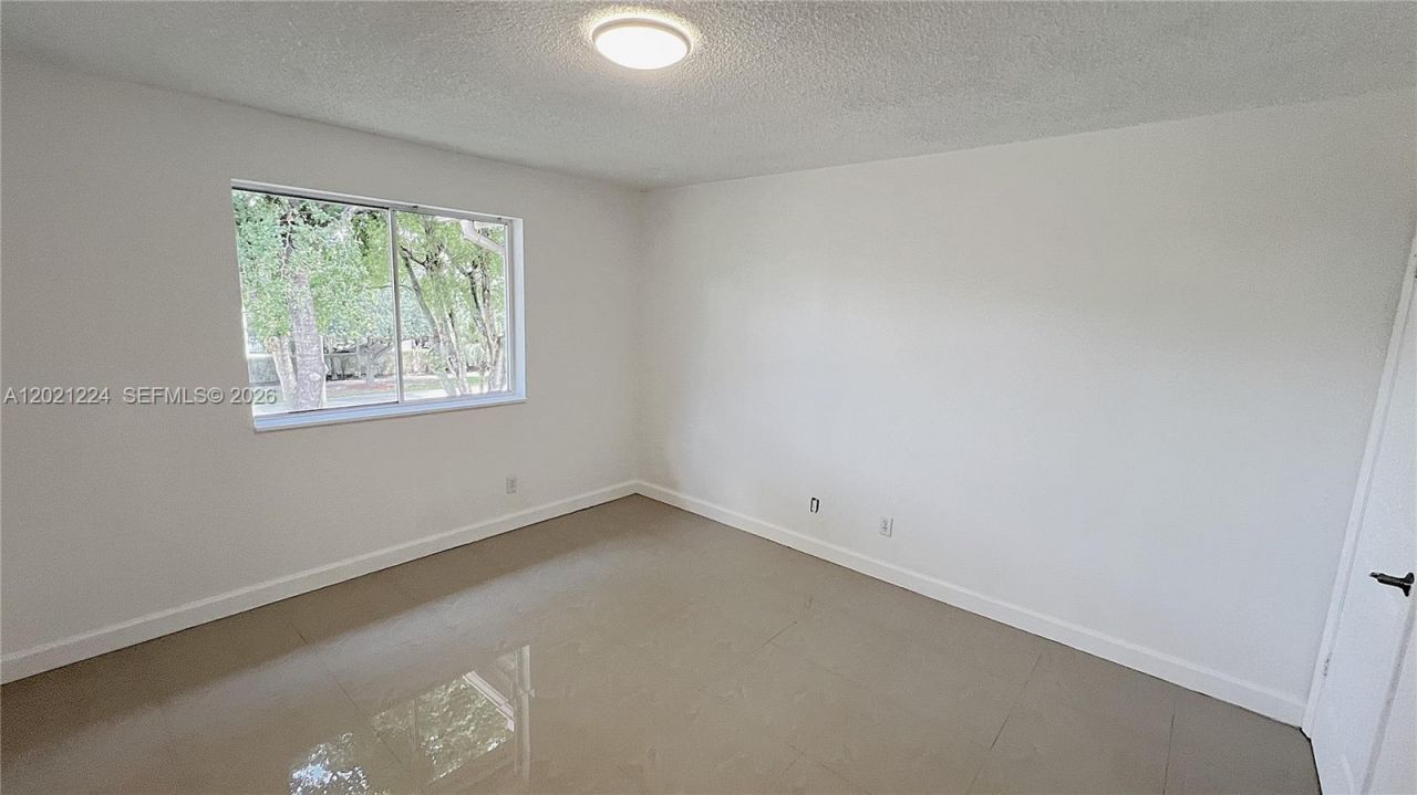 15821 SW 104th Ter , Unit 304, Miami, FL 33196 Photo