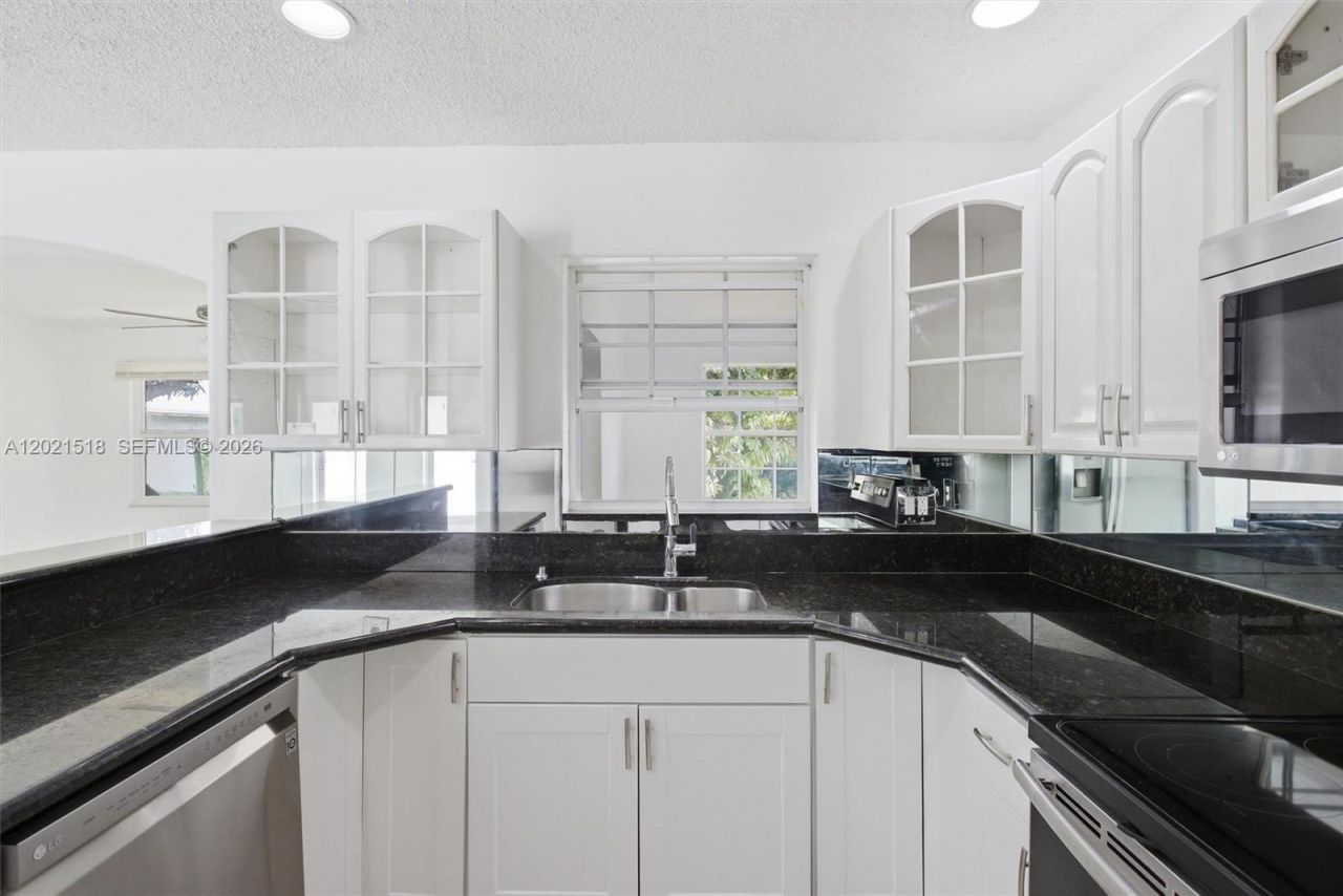 7434 Thatcher Ave, Unit 7434, Lake Worth, FL 33462 Photo