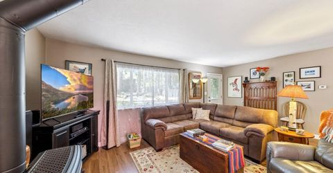 846 Placer Avenue, South Lake Tahoe, CA 96150 Photo