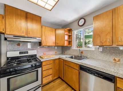 846 Placer Avenue, South Lake Tahoe, CA 96150 Photo