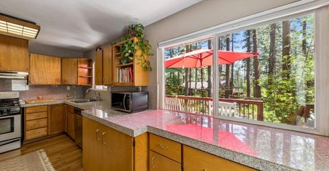 846 Placer Avenue, South Lake Tahoe, CA 96150 Photo