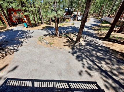 1462 Chinquapin Drive, South Lake Tahoe, CA 96150 Photo