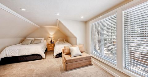 1462 Chinquapin Drive, South Lake Tahoe, CA 96150 Photo