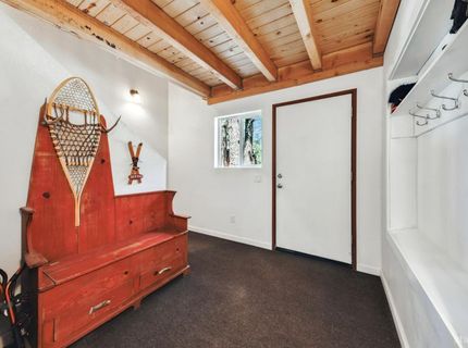 1462 Chinquapin Drive, South Lake Tahoe, CA 96150 Photo
