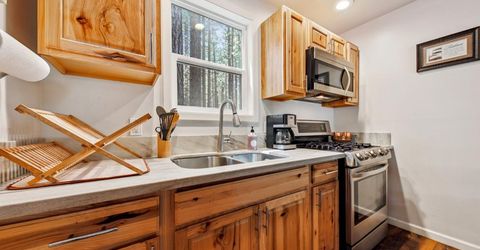1462 Chinquapin Drive, South Lake Tahoe, CA 96150 Photo